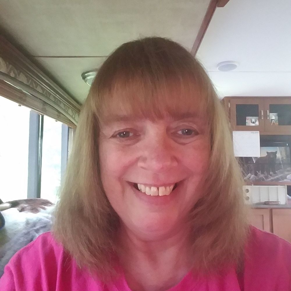 Meet your Posher, Debby south